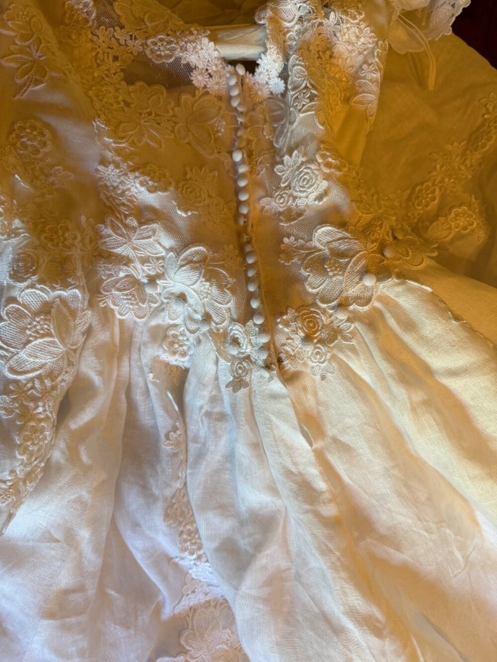 Priscilla of Boston Irish Linen Wedding Gown with Venise Lace - Picture 7 of 10